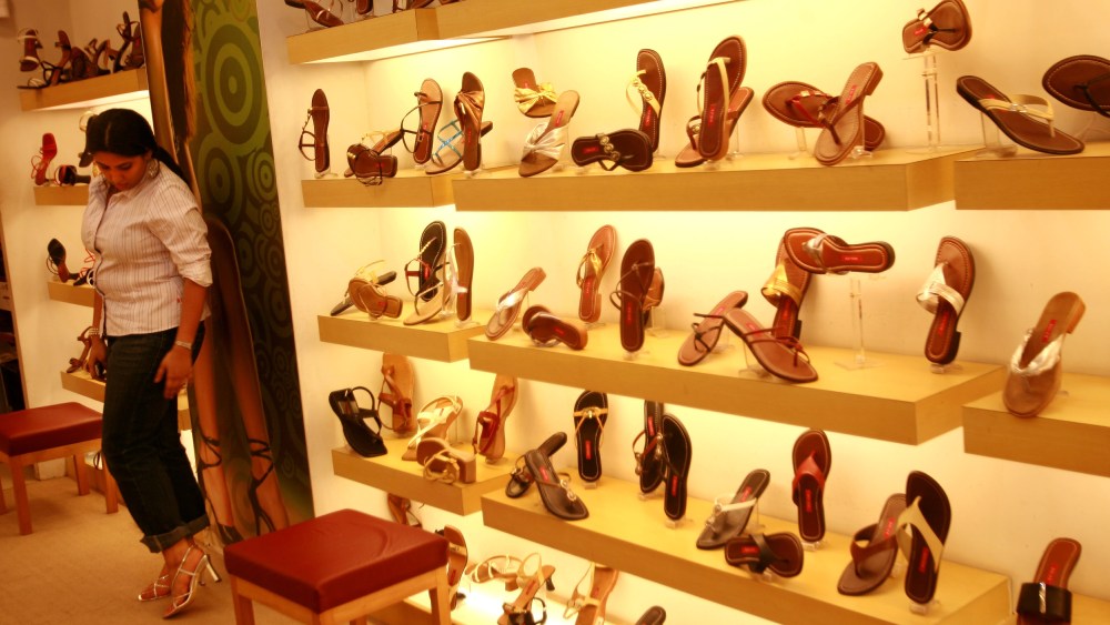 Shoe shopping, shoe shopping in India