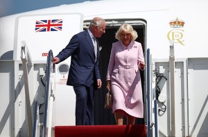 JOINT BASE ANDREWS, MD - APRIL 27: Britain's King Charles III and Queen Camilla arrive on day one of their State Visit to the United States on April 27, 2026 at Joint Base Andrews, Maryland.  The visit will include stops at the nation's capital, New York City, and Virginia, arranged to celebrate the United States of America's 250th anniversary of its independence. (Photo by Henry Nicholls-Pool/Getty Images)