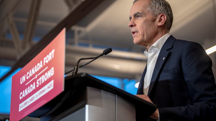 The prime minister says aging port and rail infrastructure is slowing cargo flows, impeding Canada's goal to double its non-U.S. exports by 2035.