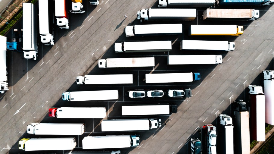 The FMCSA’s new registration system arrives as cargo theft and deceptive pickup fraud remain elevated across the U.S. trucking sector.