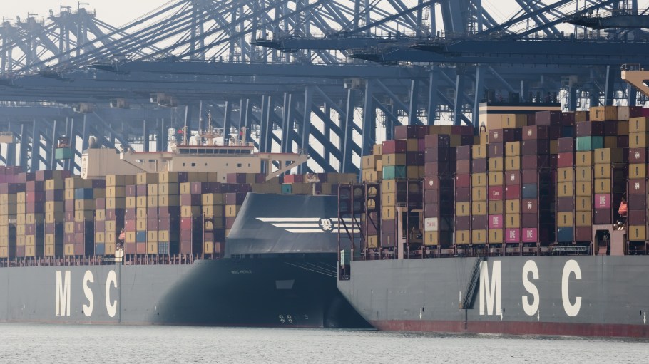 MSC plans to reintroduce its Pearl service, which travels from China’s Yantian preintroduce its Pearl service, which travels from China’s Yantian Port (seen here) to the Port of Long Beach